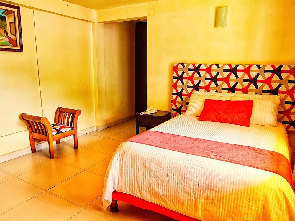 Hotel Jardines Del Carmen San Cristobal de las Casas Ngoại thất bức ảnh