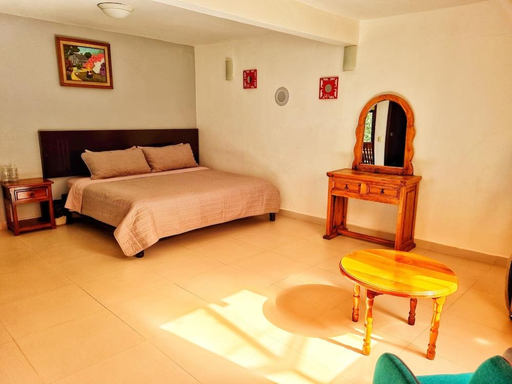 Hotel Jardines Del Carmen San Cristobal de las Casas Ngoại thất bức ảnh